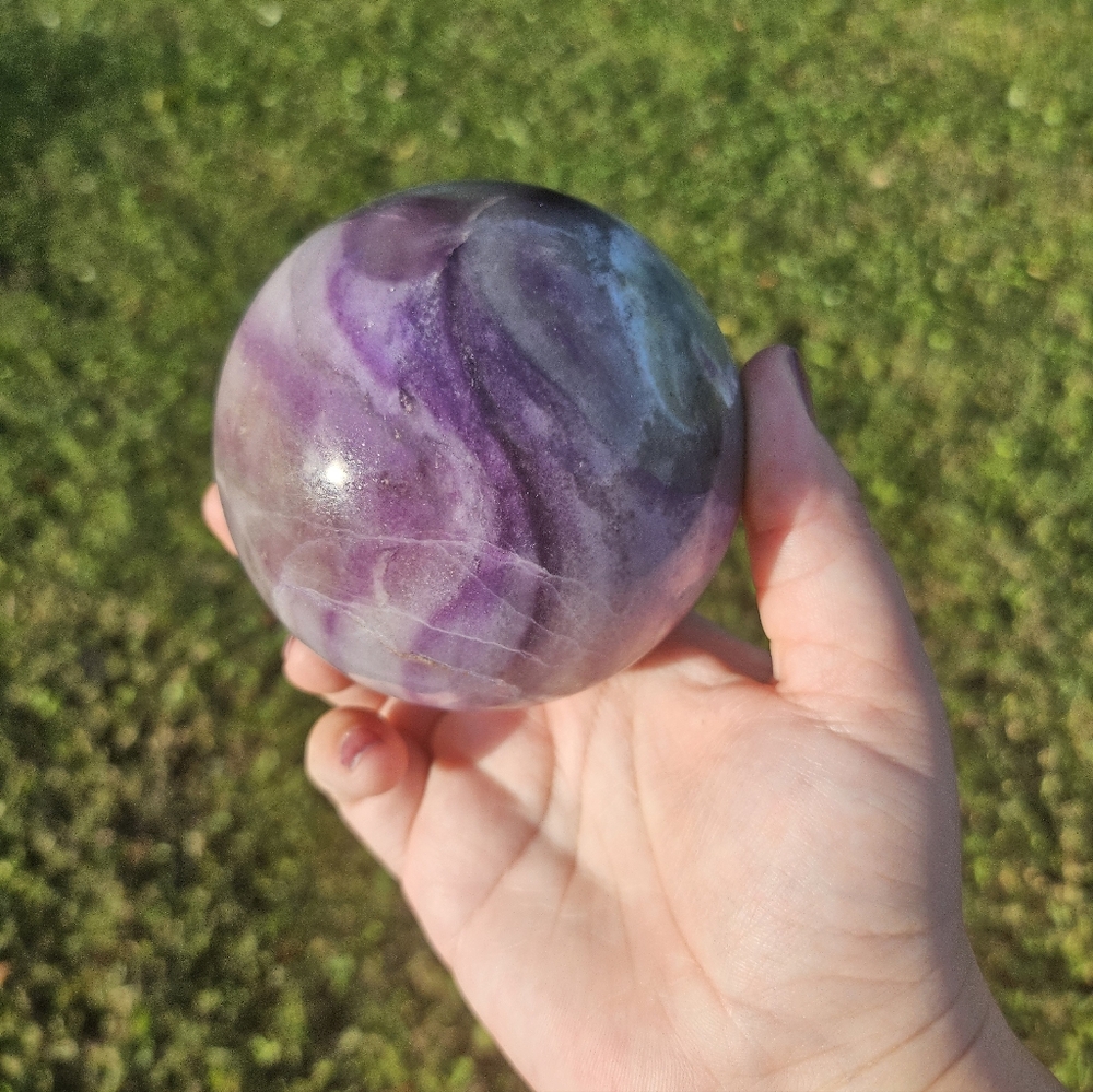 Fluorite sphere 3.2 in - Picture 5 of 6